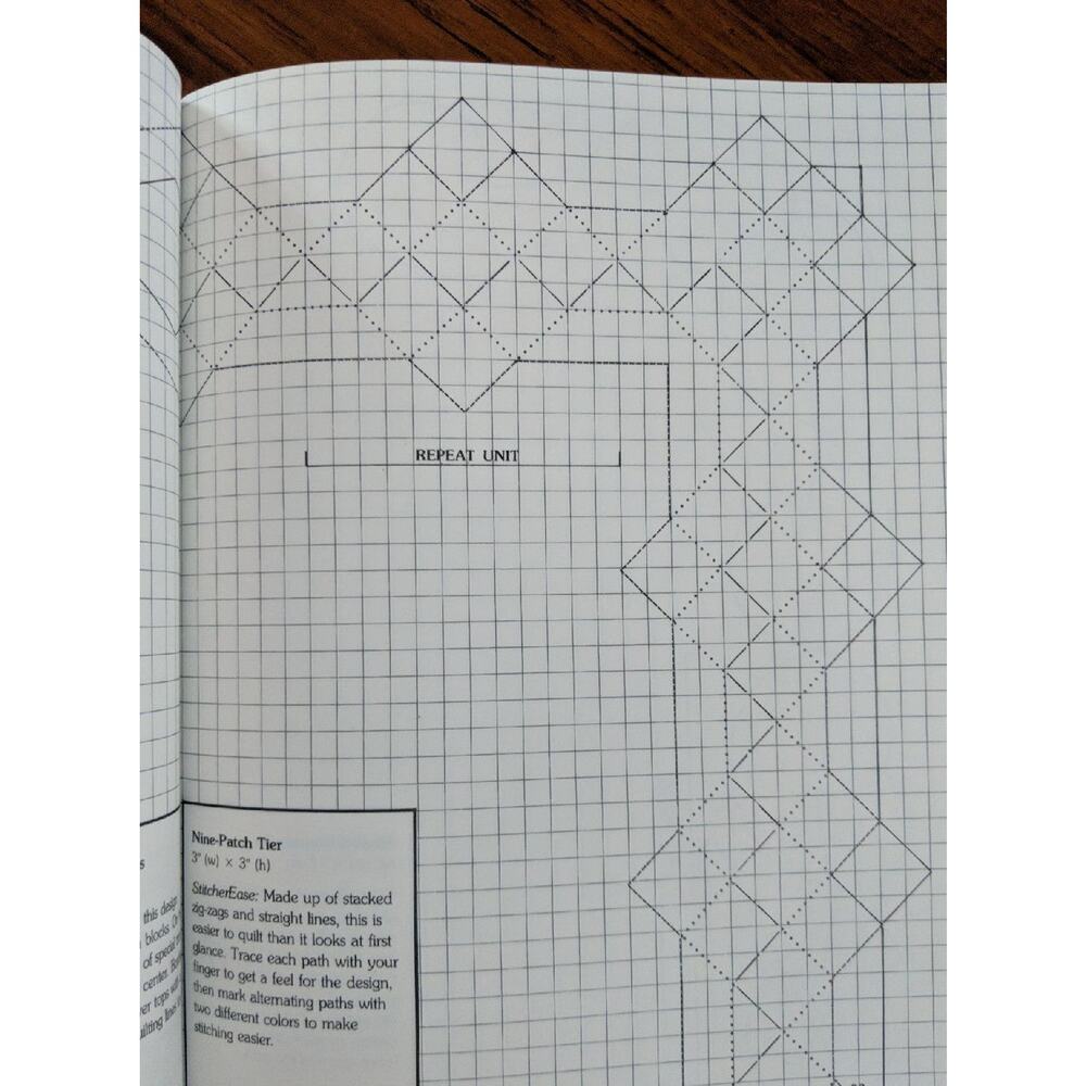 Continuous Line Quilting Designs Pattern Book - Picture 4 of 5